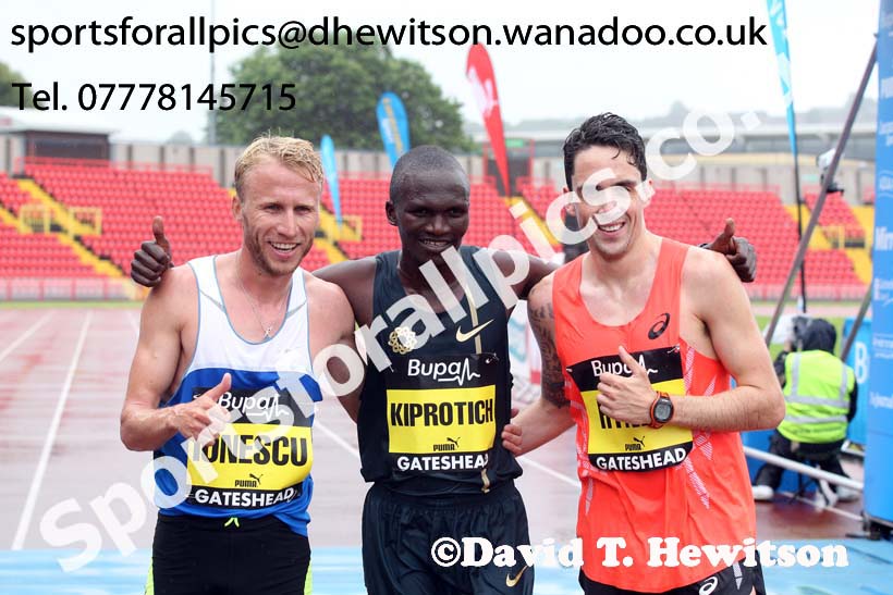 From left to right: Marius Ionescu 3rd, Stephen Kiprotich winner and Matty Hynes 2nd inthe BUPA Great North 10k. Photo: David T. Hewitson/Sports for All Pics
